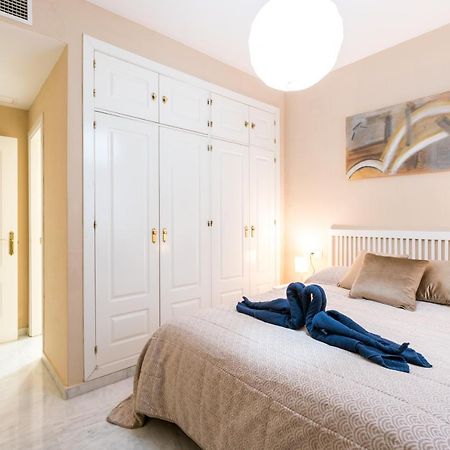 Centrico II Donkey Parking Incluido Apartment Seville Exterior photo