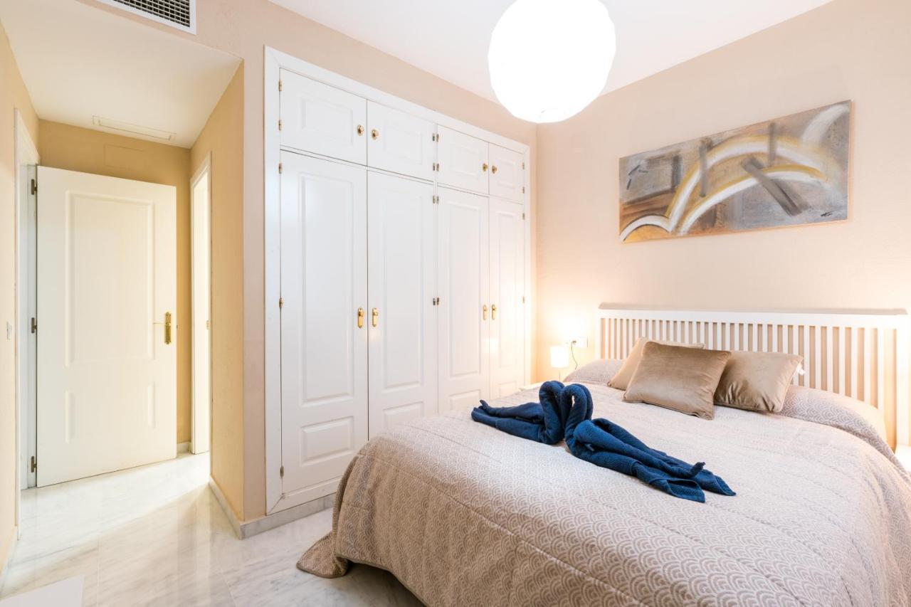 Centrico II Donkey Parking Incluido Apartment Seville Exterior photo
