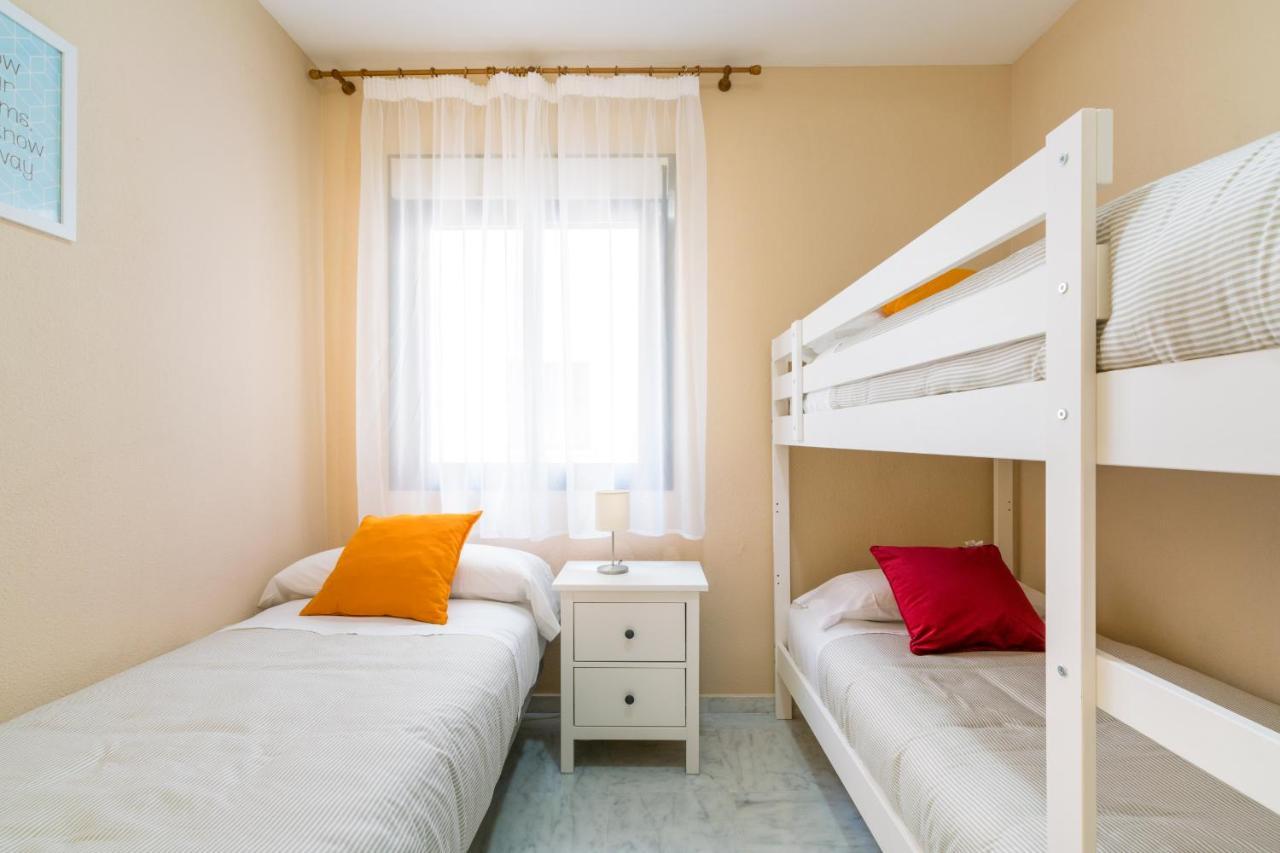 Centrico II Donkey Parking Incluido Apartment Seville Exterior photo
