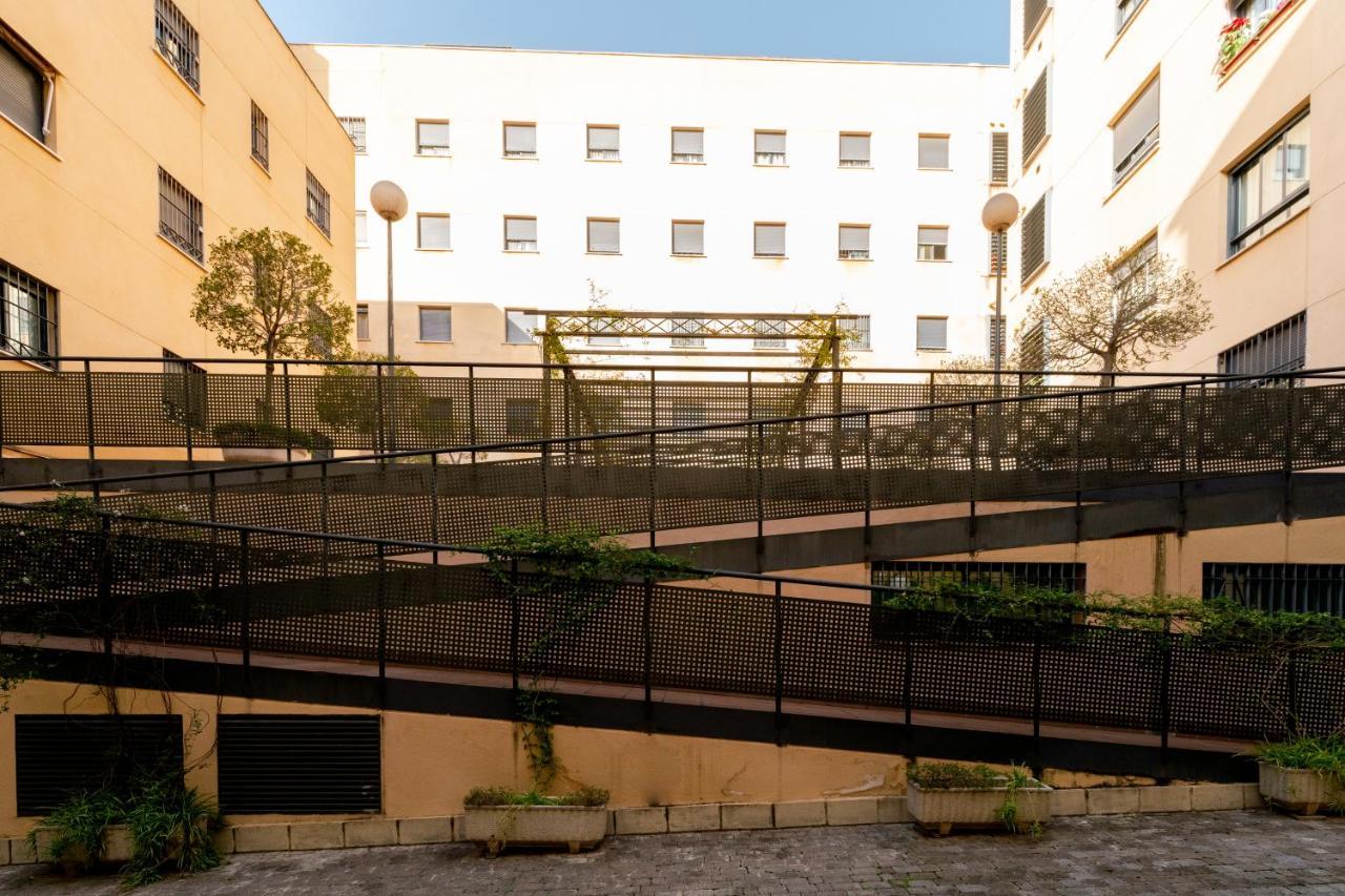 Centrico II Donkey Parking Incluido Apartment Seville Exterior photo